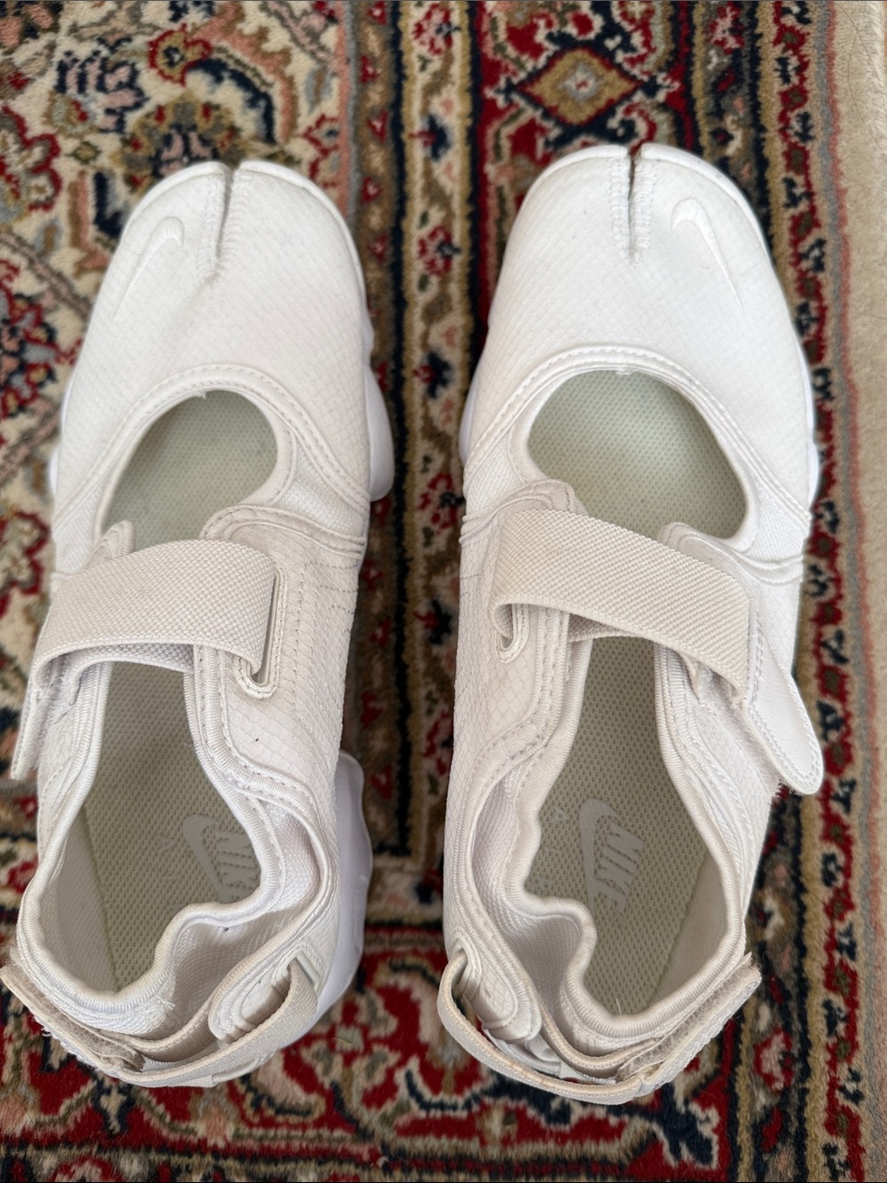 Nike Air Rift White